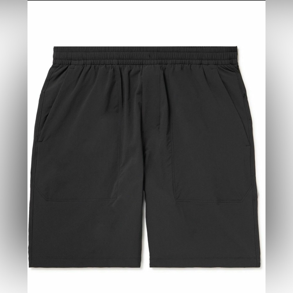 Lululemon Black Ripstop Bowline Shorts Men’s Large